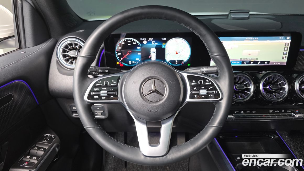 Mercedes-Benz GLB-Class 2022
