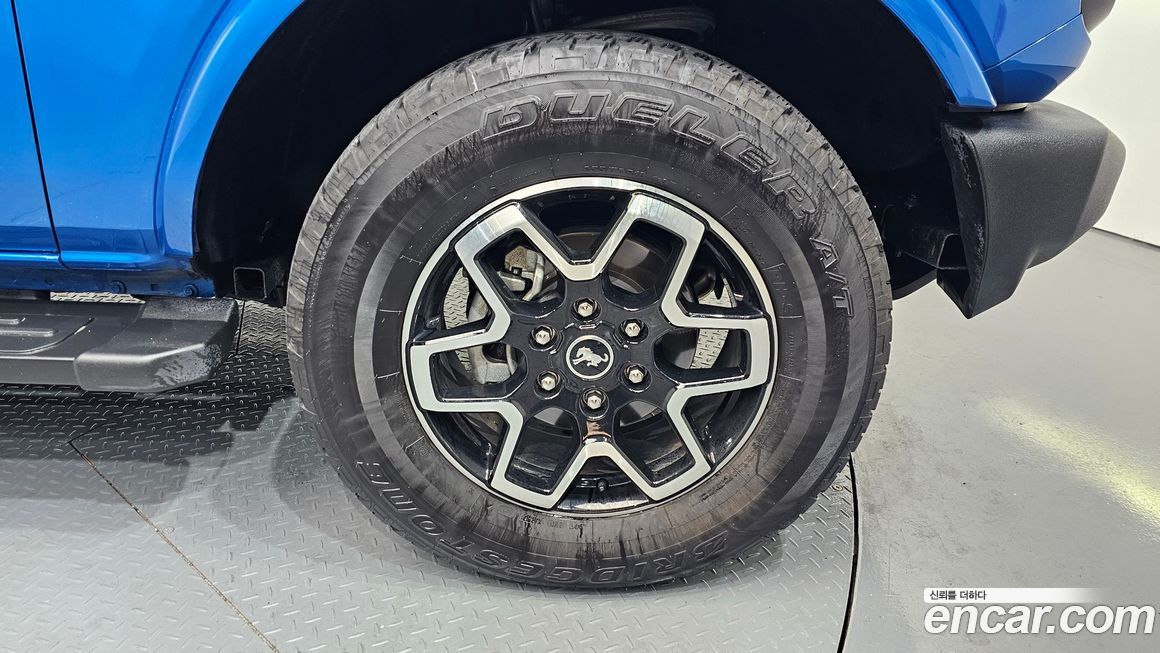 Ford Bronco 2023