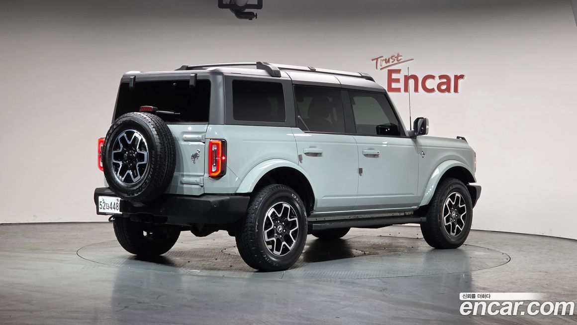 Ford Bronco 2023