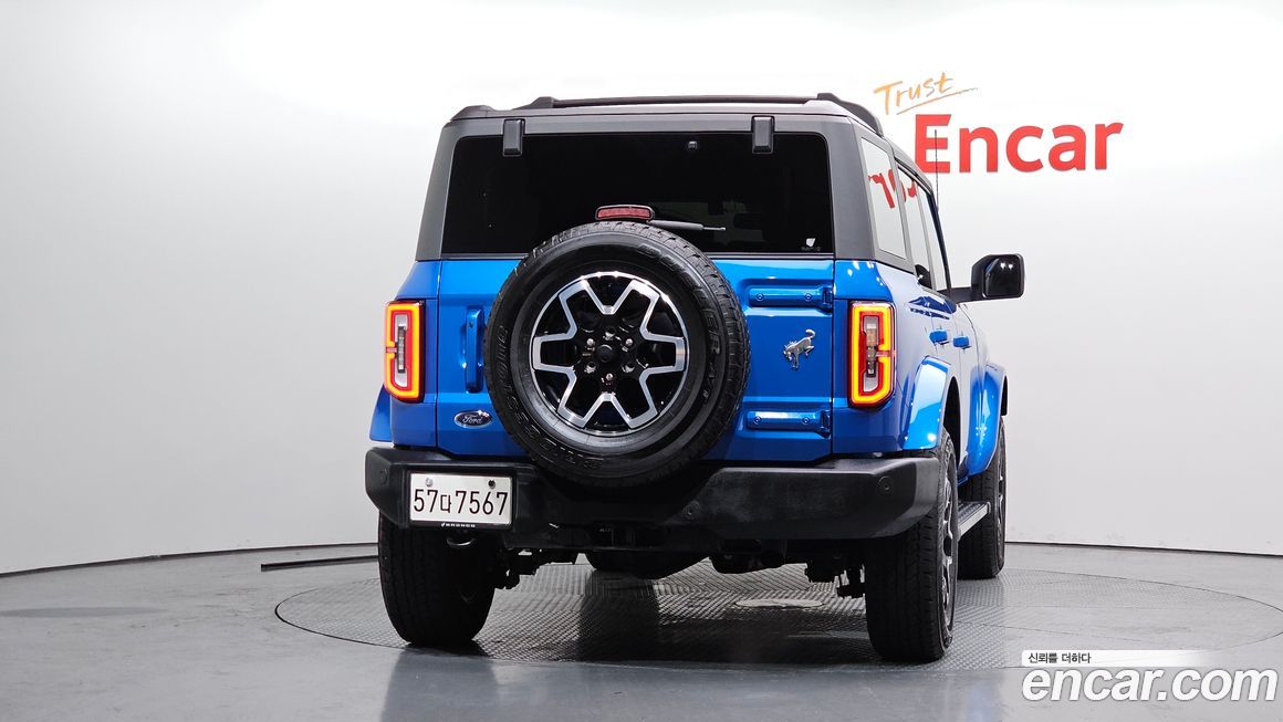 Ford Bronco 2023