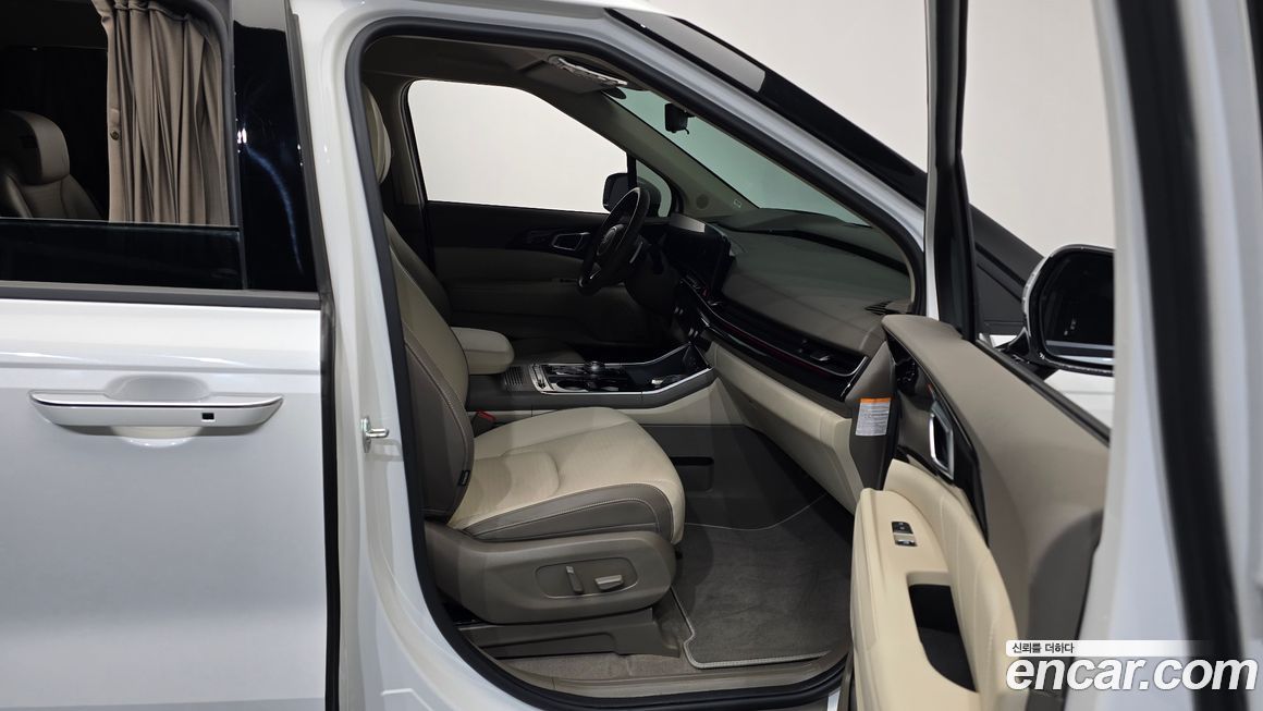 Kia Canival 2025
