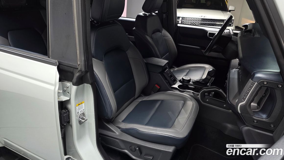 Ford Bronco 2023