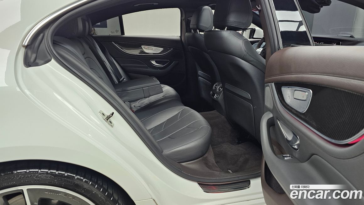 Mercedes-Benz CLS-Class 2021
