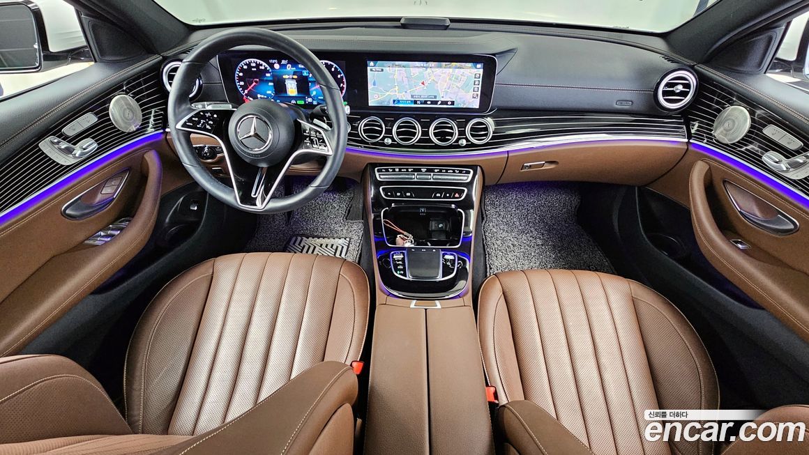 Mercedes-Benz E-Class 2023