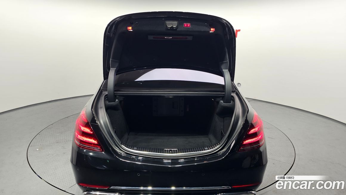 Mercedes-Benz S-Class 2019