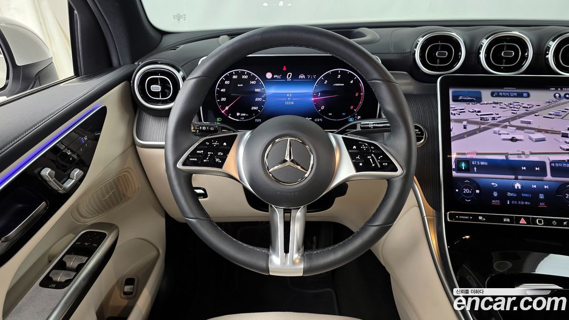 Mercedes-Benz GLC-Class 2024