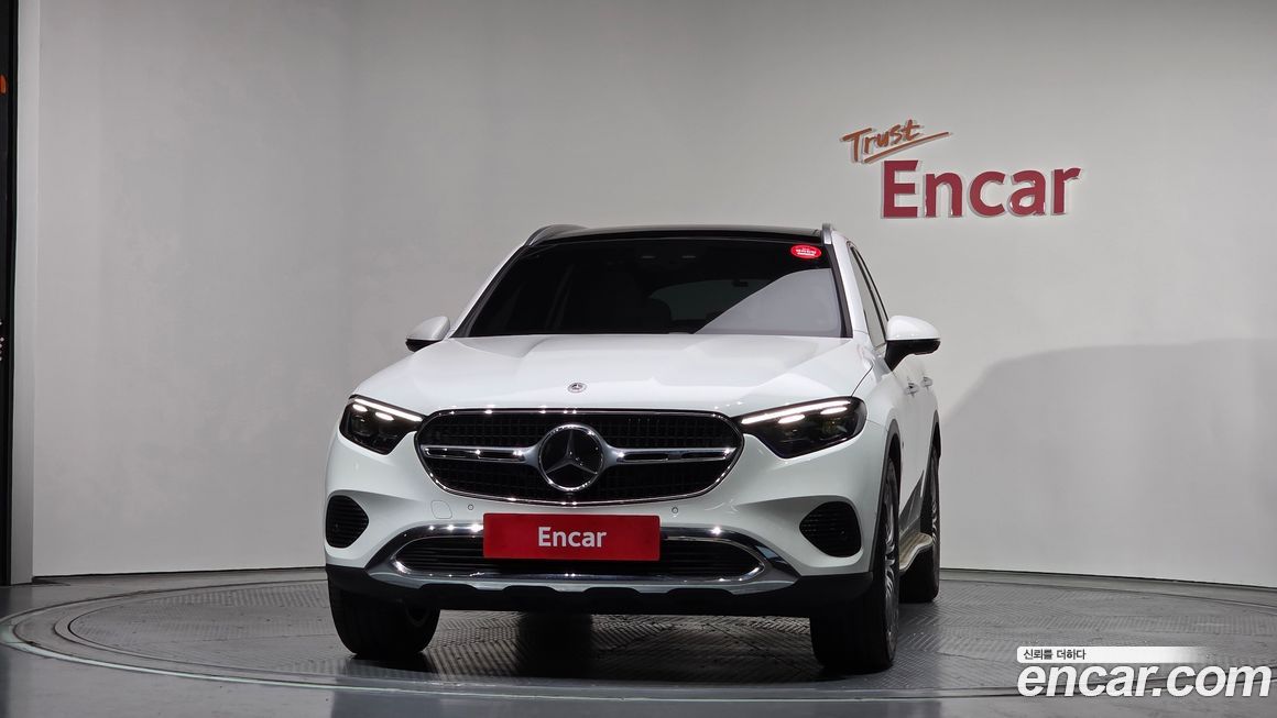 Mercedes-Benz GLC-Class 2024