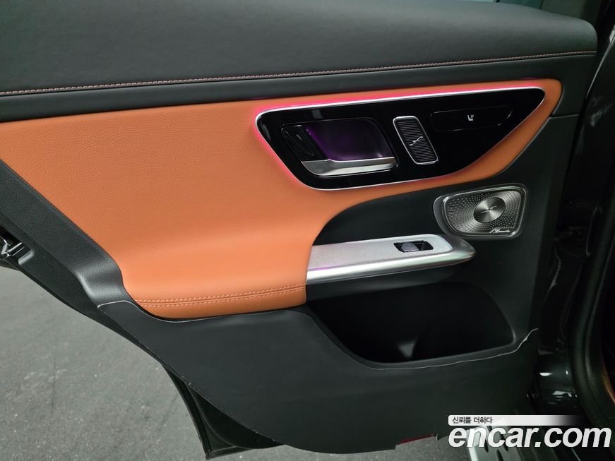 Mercedes-Benz GLC-Class 2024