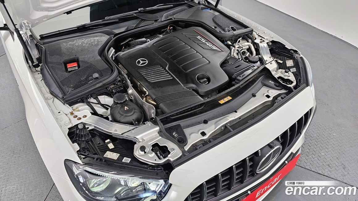 Mercedes-Benz E-Class 2022