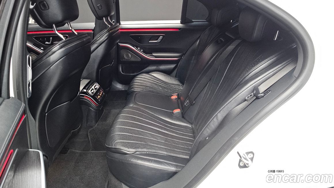 Mercedes-Benz S-Class 2021