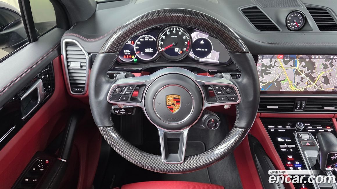 Porsche Cayenne 2021