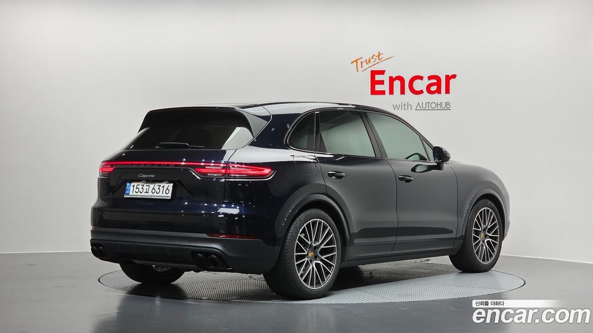 Porsche Cayenne 2021