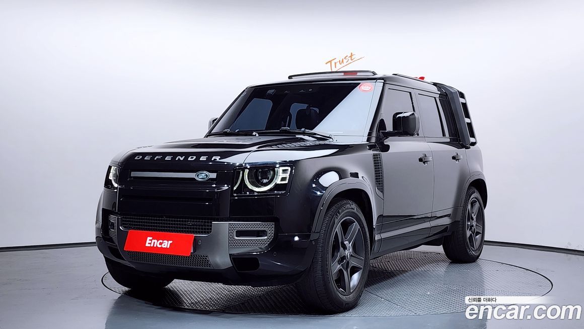 Land Rover Defender 2023