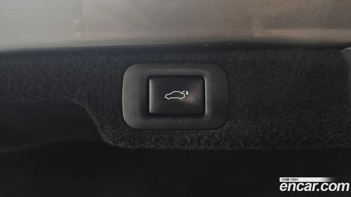 Lexus LS 2023