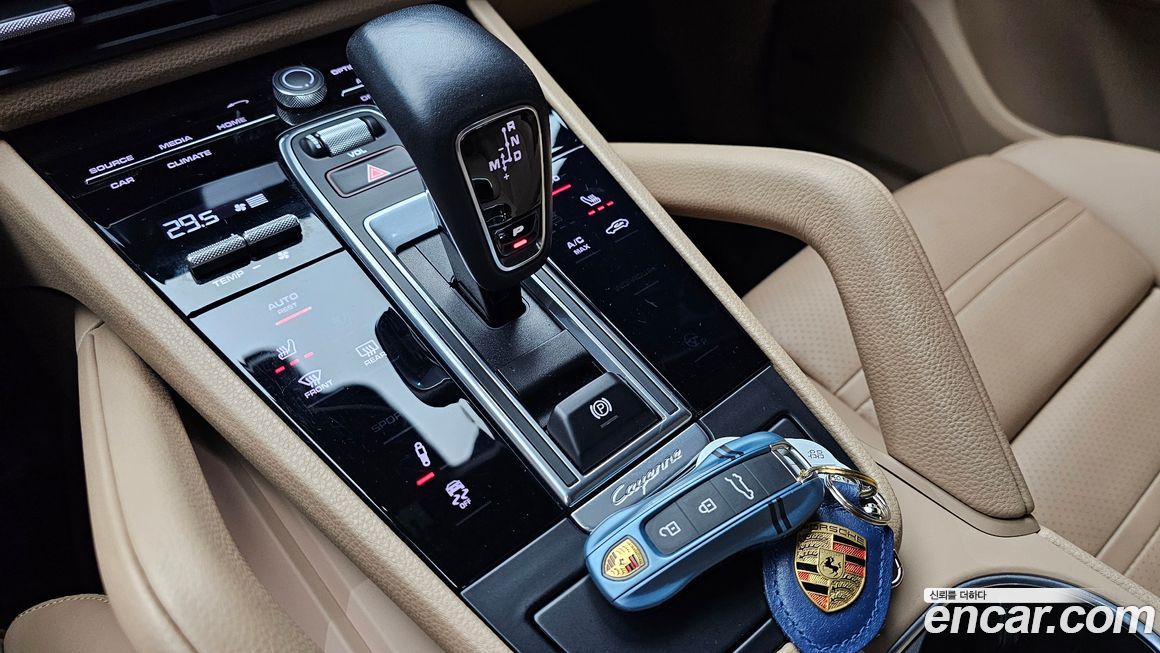 Porsche Cayenne 2020