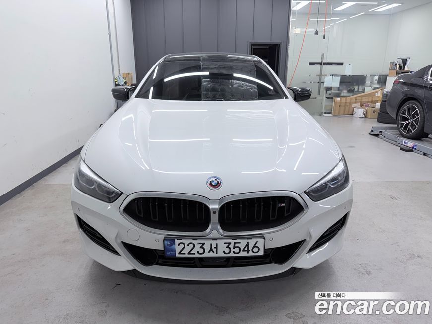 BMW 8-Series 2023