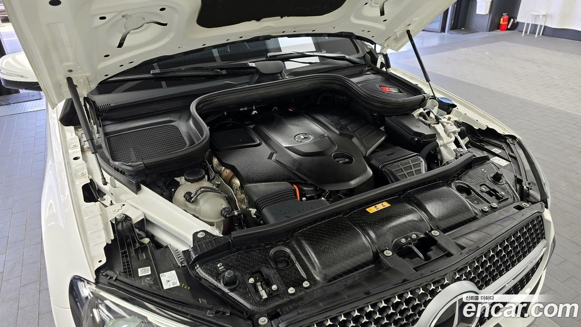 Mercedes-Benz GLE-Class 2023