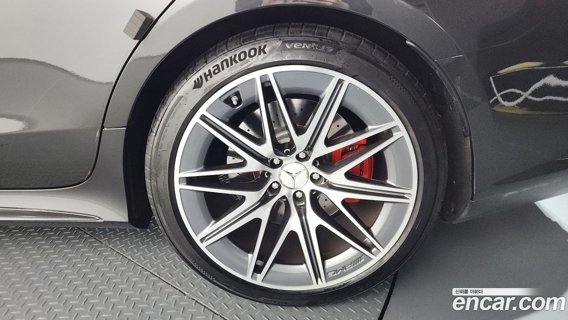 Mercedes-Benz AMG GT 2023