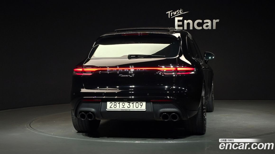 Porsche Macan 2023