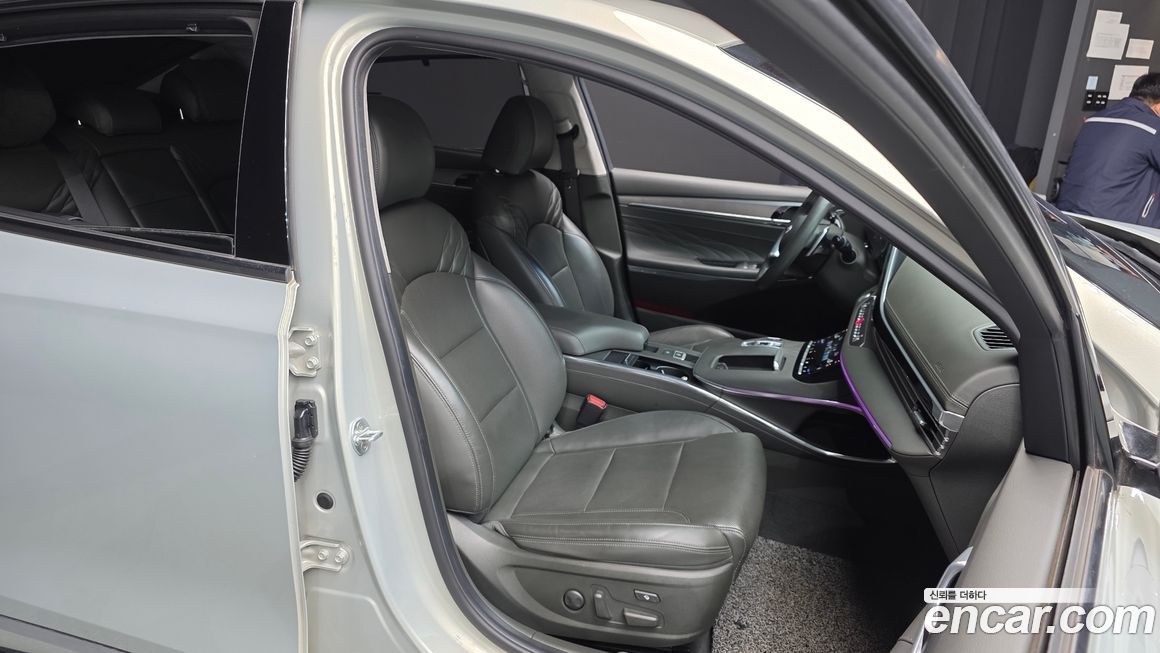 Hyundai Grandeur 2020