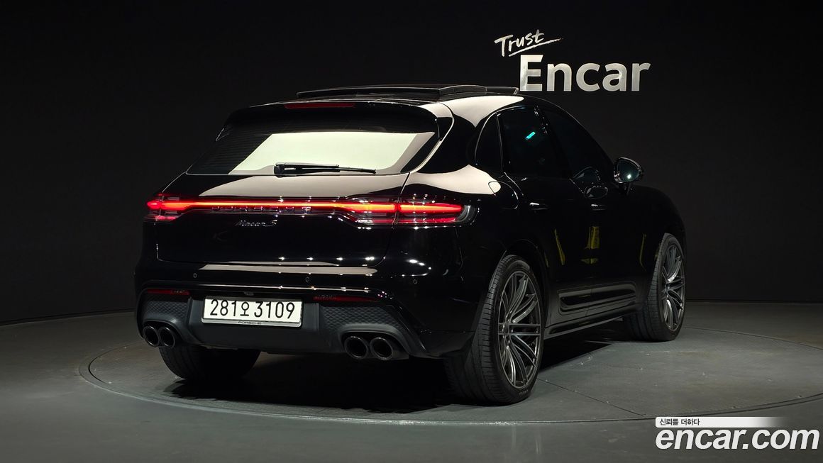 Porsche Macan 2023