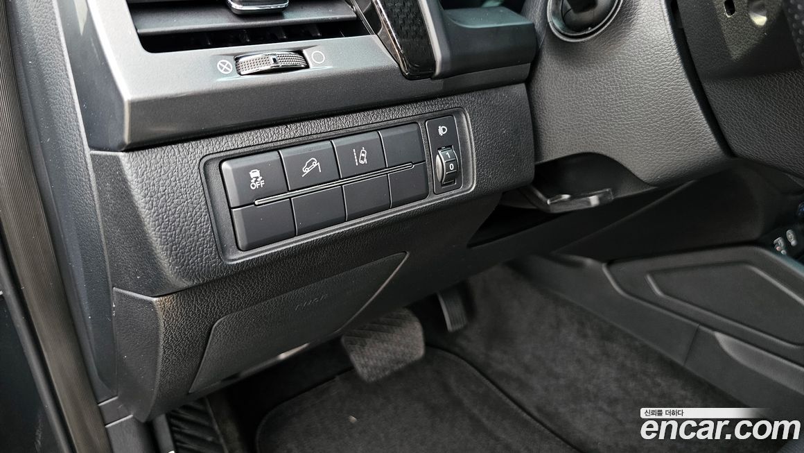 KG_Mobility_Ssangyong Rexton 2021