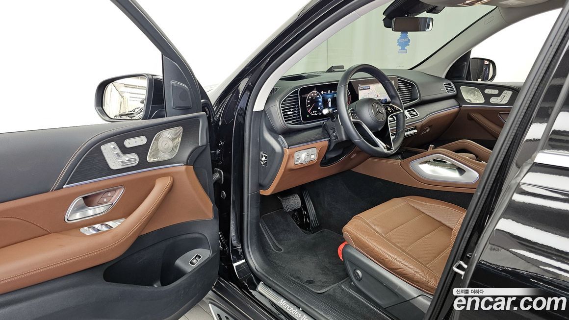Mercedes-Benz GLE-Class 2025