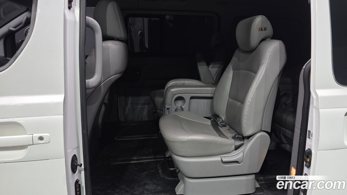 Hyundai Starex 2018
