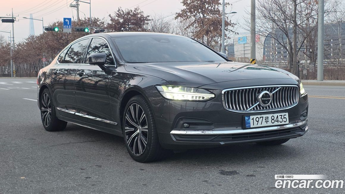 Volvo S90 2023