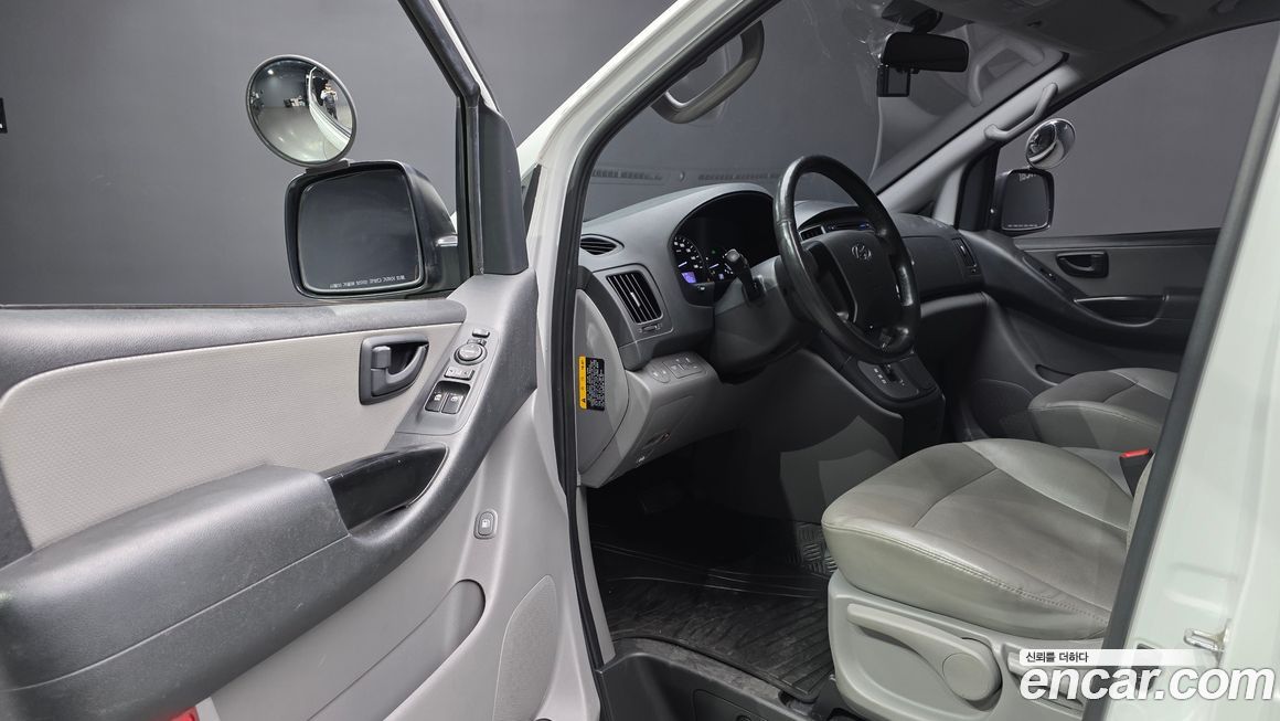 Hyundai Starex 2018