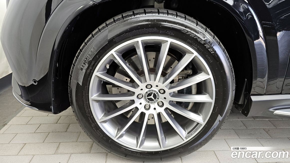 Mercedes-Benz GLE-Class 2025