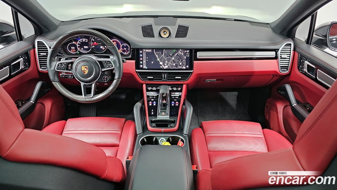 Porsche Cayenne 2022