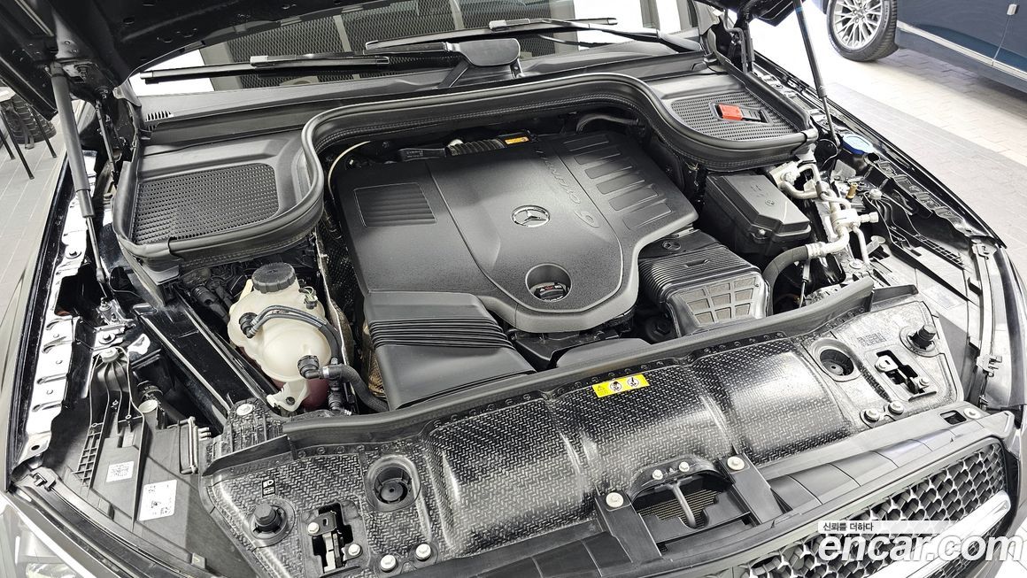 Mercedes-Benz GLE-Class 2025