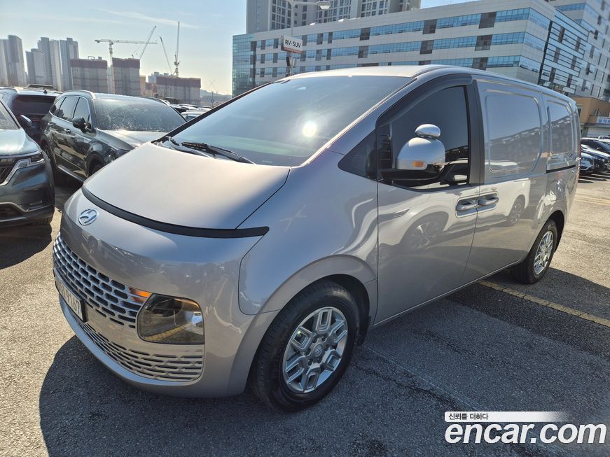 Hyundai Staria 2024