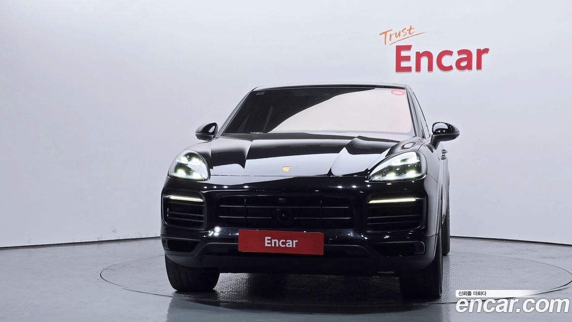 Porsche Cayenne 2022