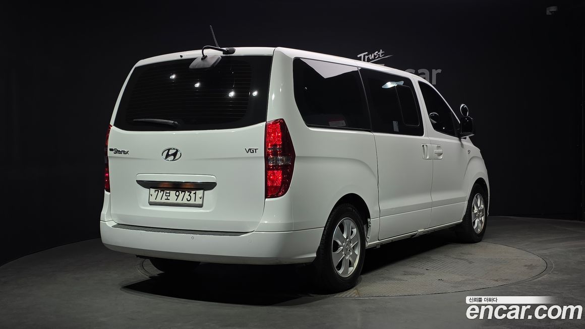 Hyundai Starex 2018