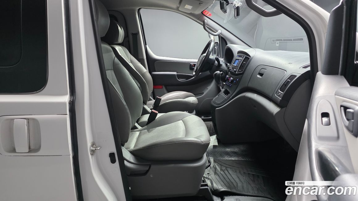 Hyundai Starex 2018