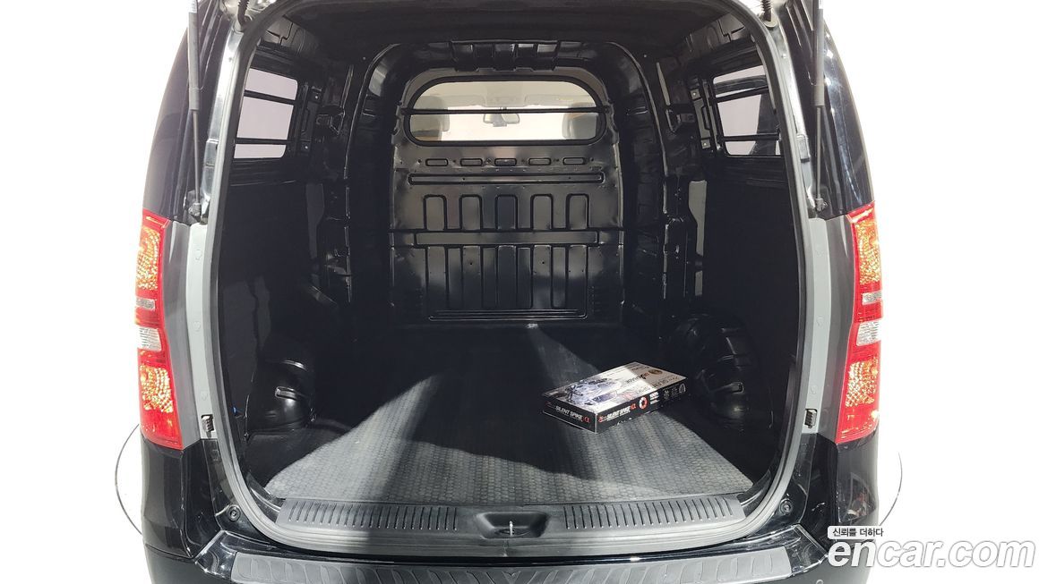 Hyundai Starex 2021