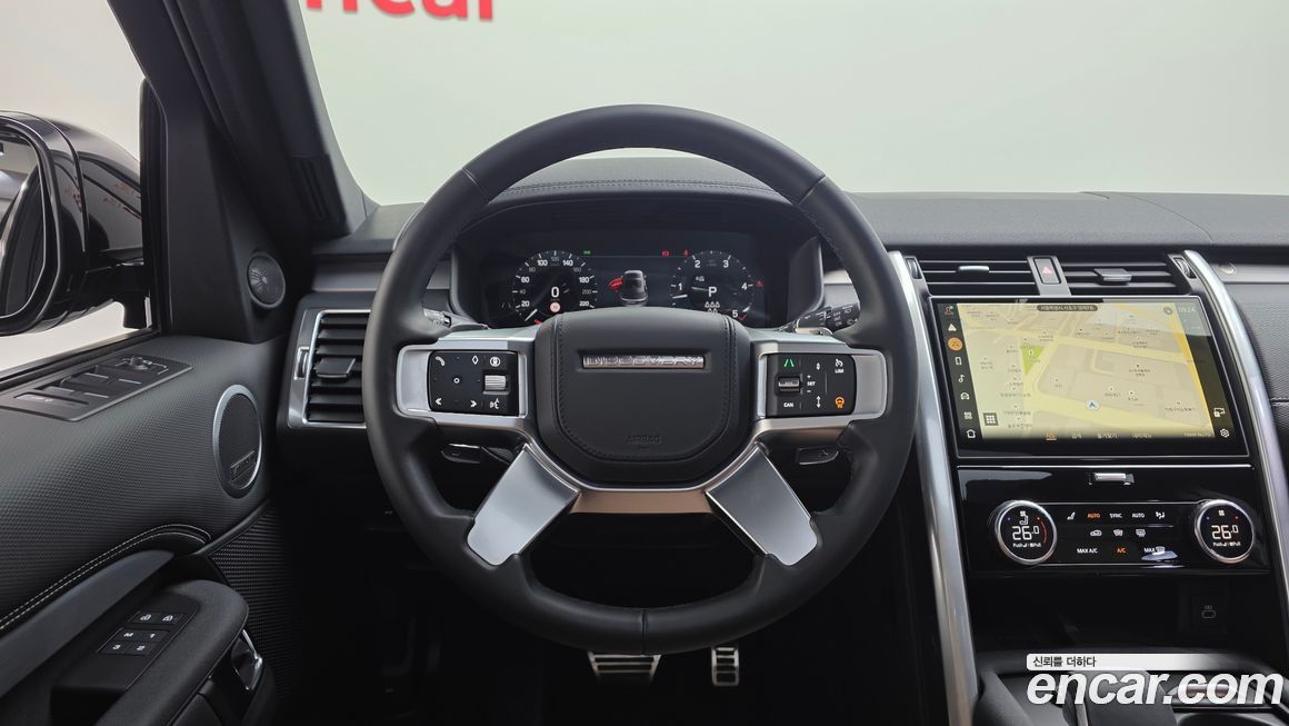 Land Rover Discovery 2024