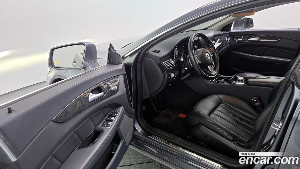 Mercedes-Benz CLS-Class 2016