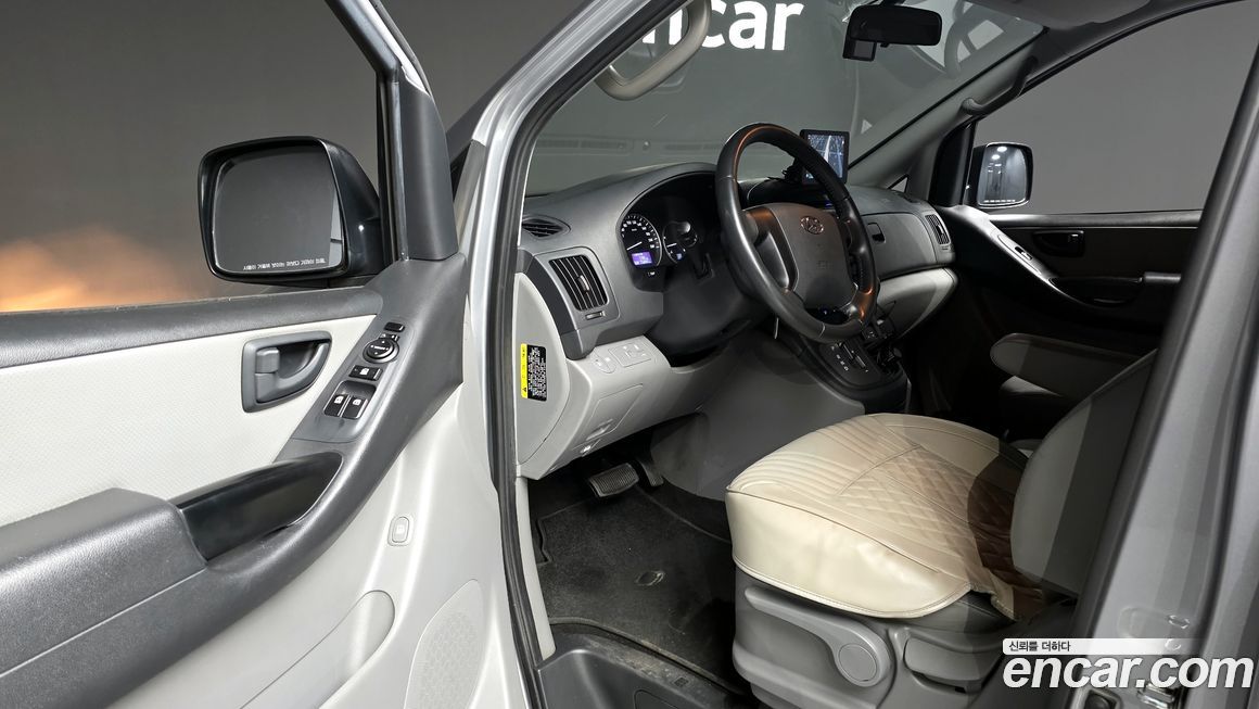 Hyundai Starex 2019