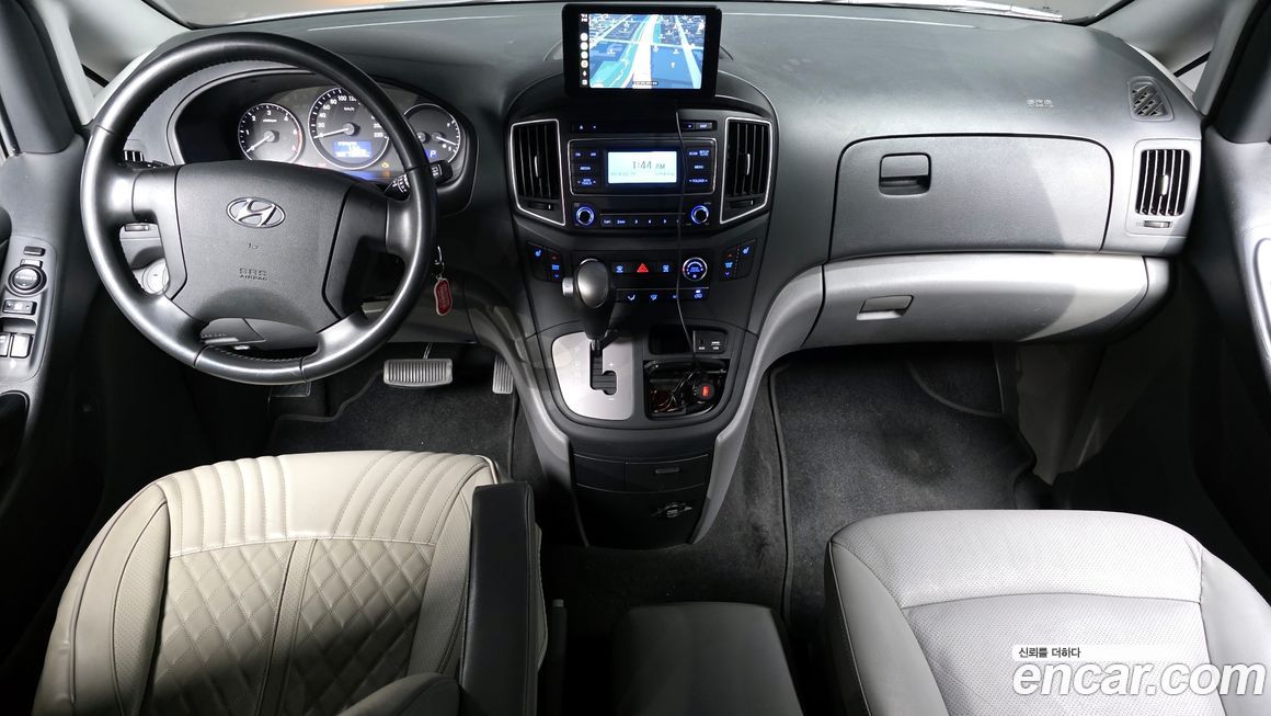 Hyundai Starex 2019