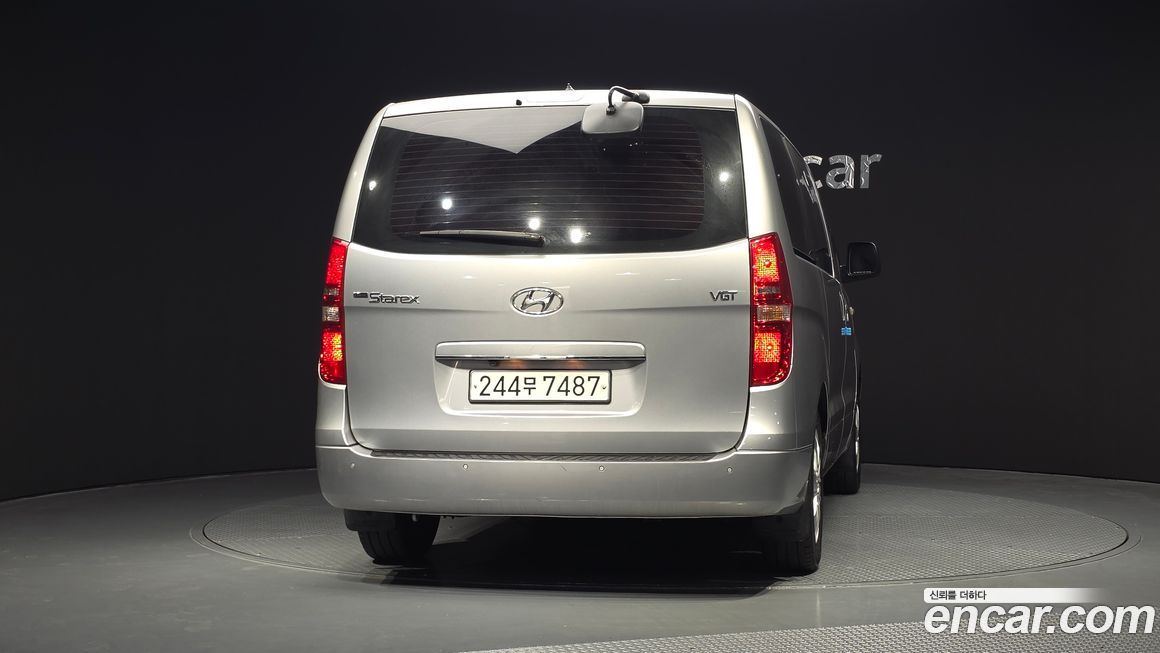 Hyundai Starex 2019