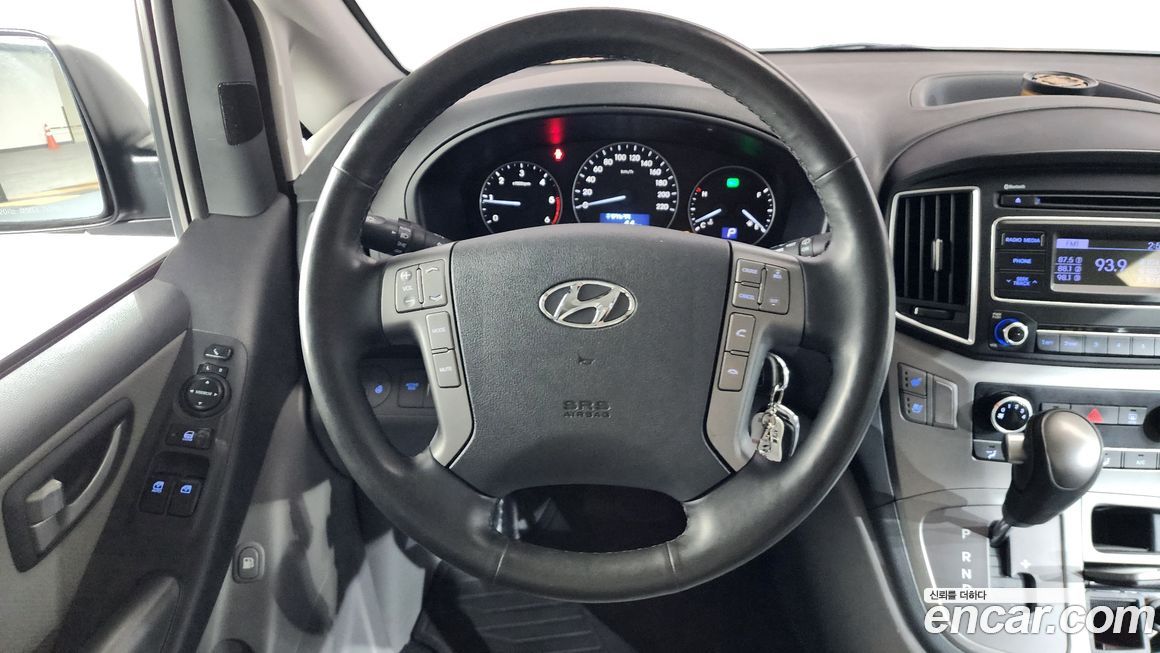 Hyundai Starex 2021