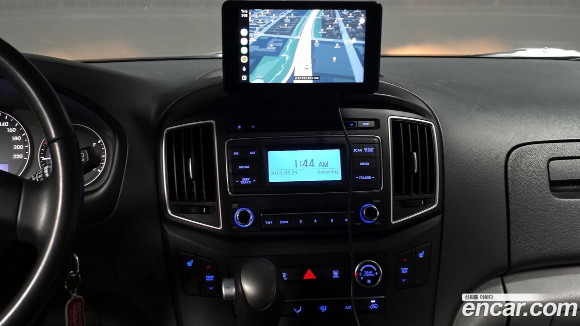 Hyundai Starex 2019