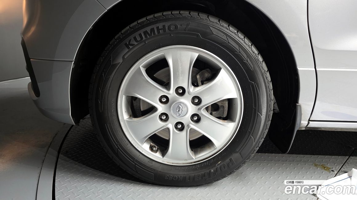 Hyundai Starex 2019