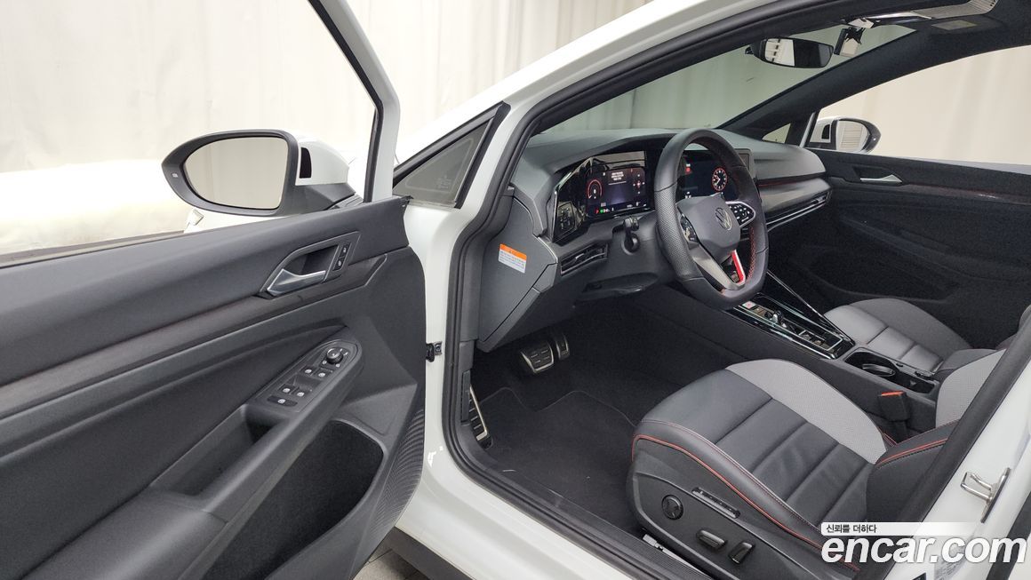 Volkswagen Golf 2023