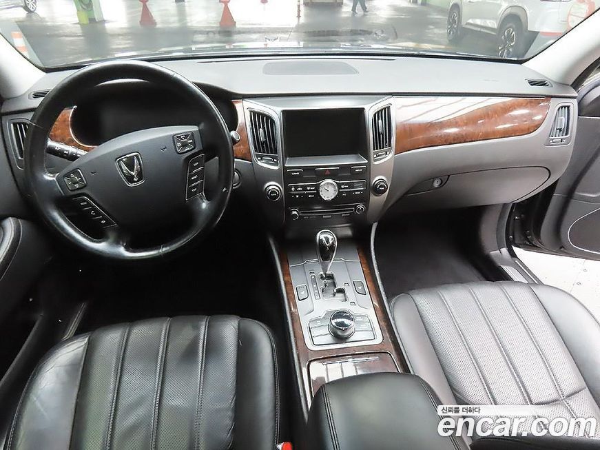 Hyundai Equus 2010
