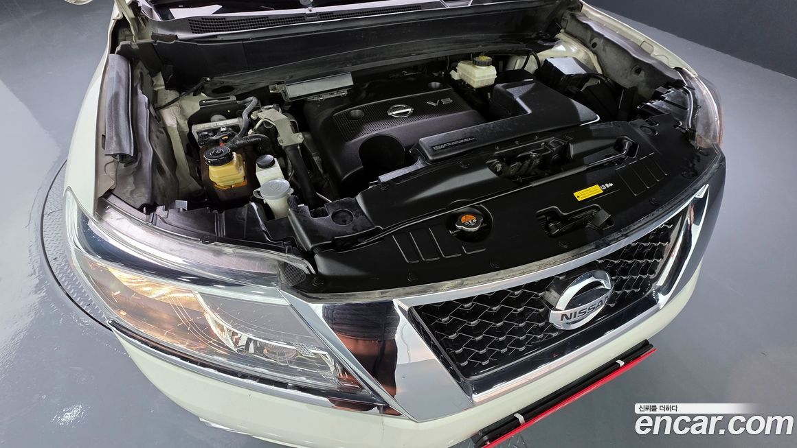 Nissan Pathfinder 2014