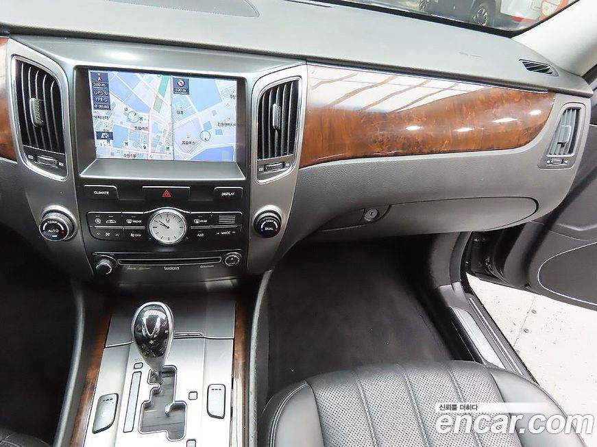 Hyundai Equus 2010